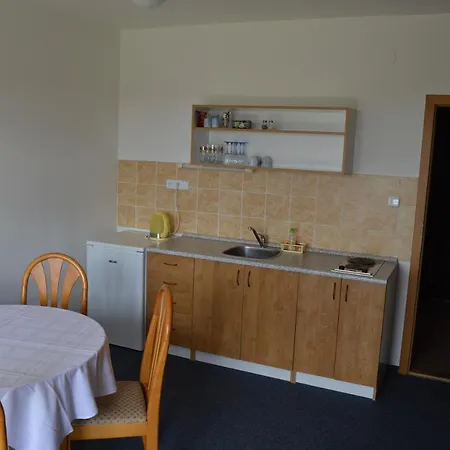 Apartmany Camping V Raji Apartment